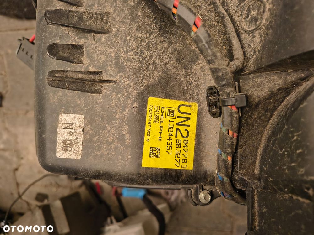 OPEL ASTRA III 3 H  NAGRZEWNICA DMUCHAWA NA KLIMATRONIK 13244357 UN2 - 2