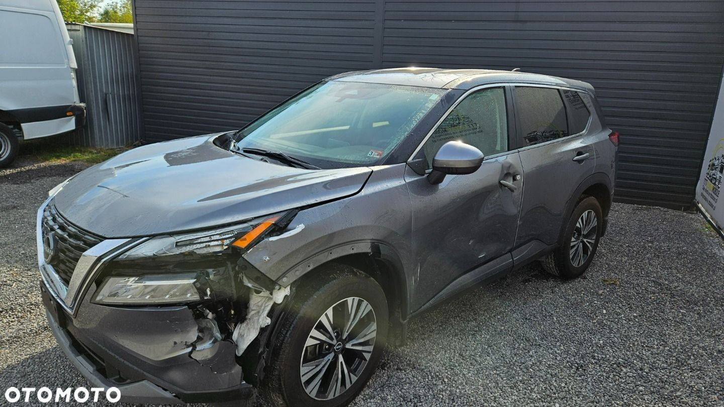 Nissan Rogue - 4