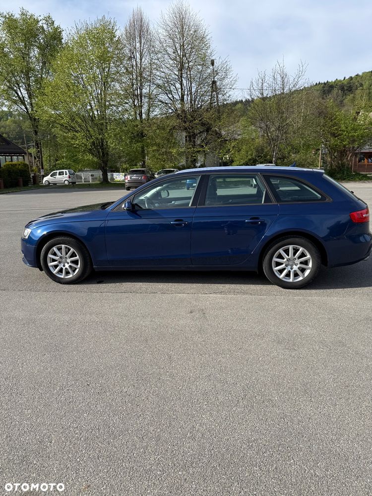 Audi A4 Avant 2.0 TDI - 7