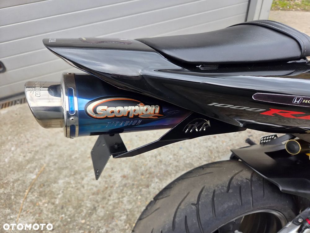 Honda CBR - 23