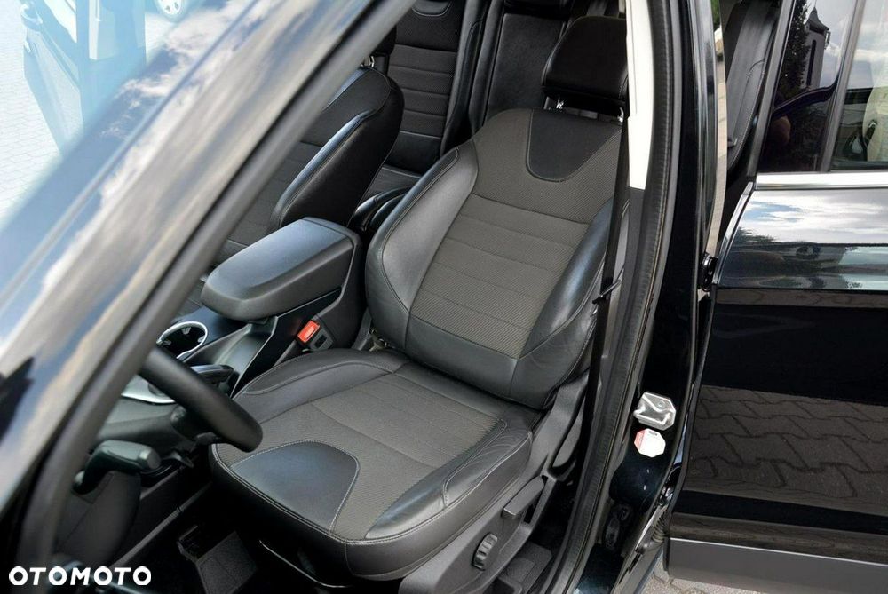 Ford Kuga 2.0 TDCi FWD Titanium - 20