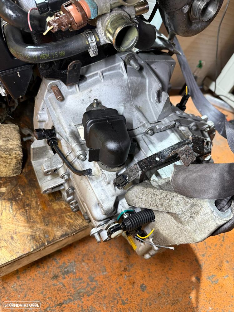 Caixa de Velocidades Renault Master II 2.8 DTI Ref: PF1AA013/59W702 - 3