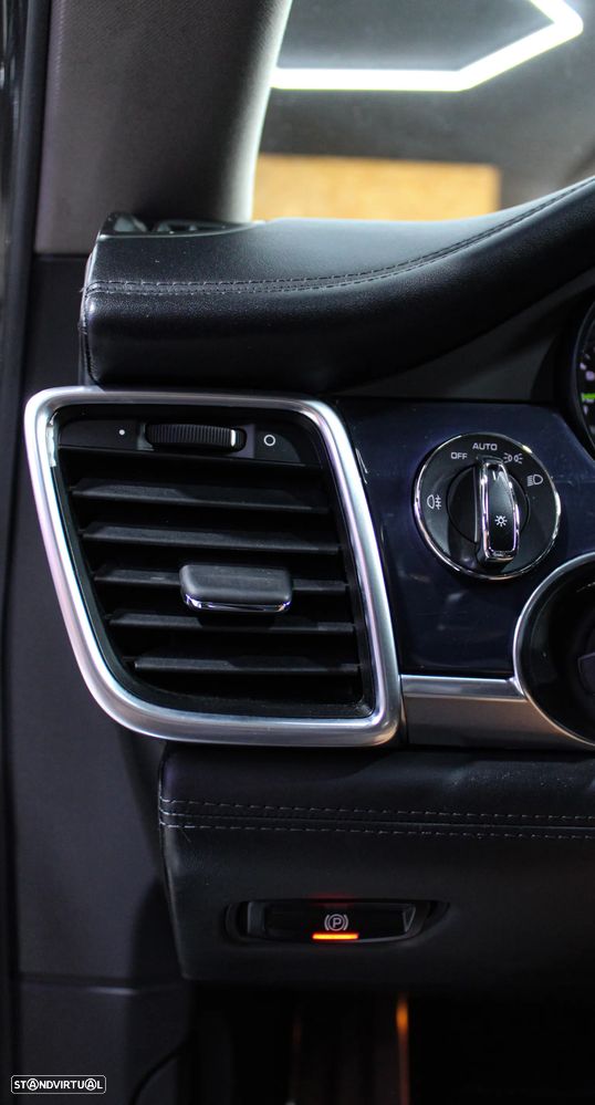 Porsche Panamera S Hybrid - 35