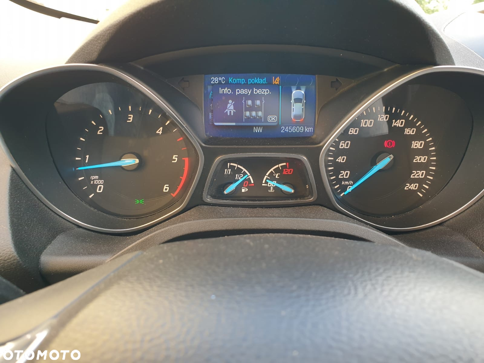 Ford Kuga 2.0 TDCi 4x4 Individual - 5