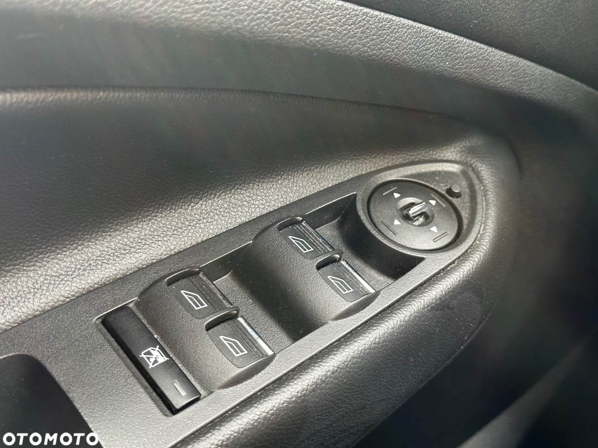 Ford Kuga 2.0 TDCi Titanium - 17