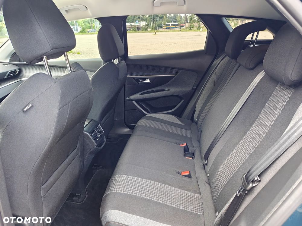 Peugeot 3008 BlueHDi 130 Stop & Start EAT8 Active Business-Paket - 32