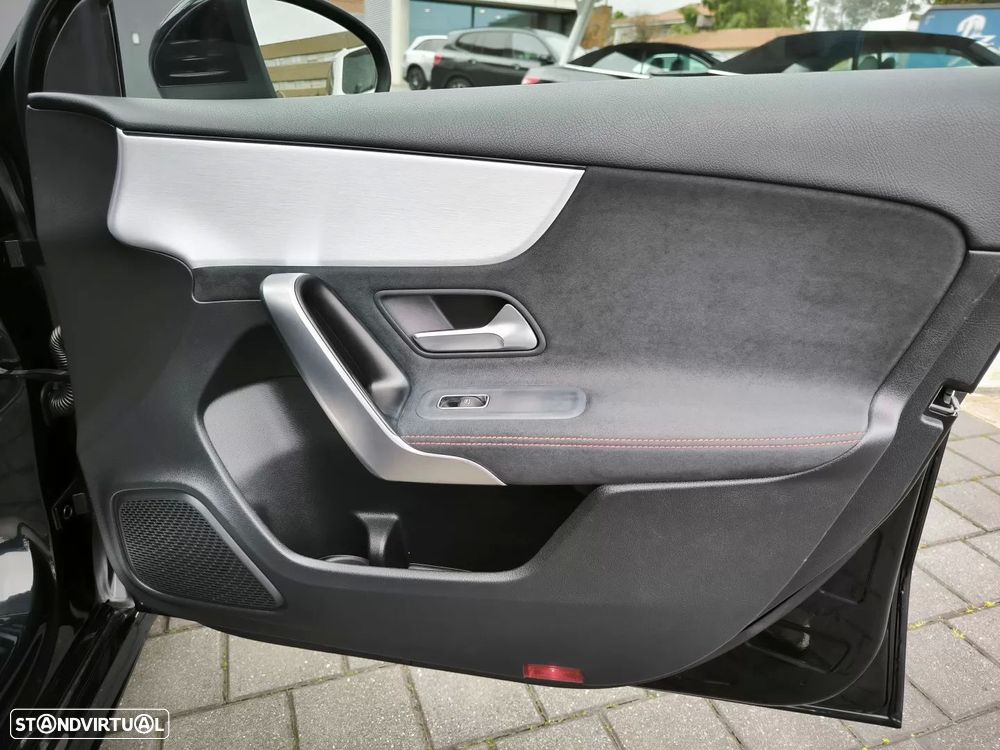 Mercedes-Benz A 180 d AMG Line - 47