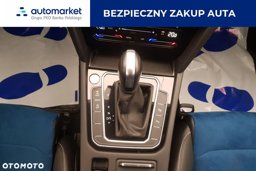 Volkswagen Passat - 20
