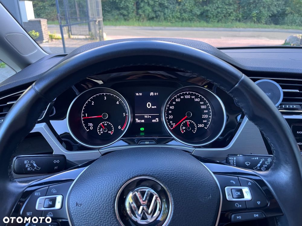 Volkswagen Touran 1.6 TDI SCR (BlueMotion Technology) DSG Comfortline - 28