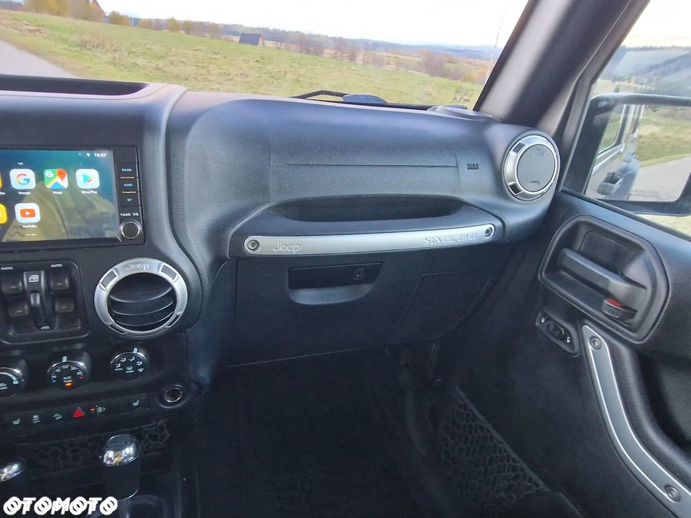 Jeep Wrangler 2.8 CRD Unlim Rubicon - 15
