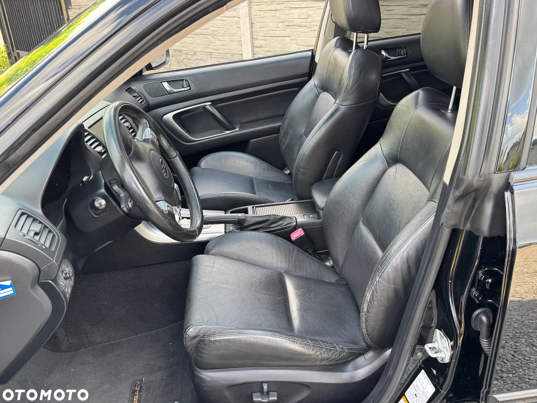Subaru Legacy Kombi 3.0R Automatik - 9