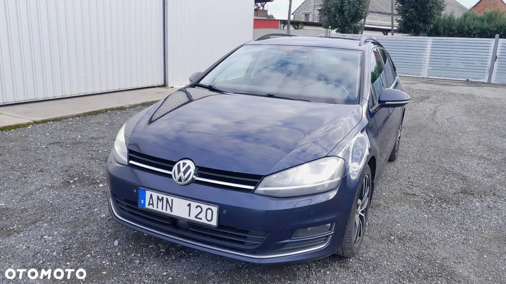 Volkswagen Golf - 2