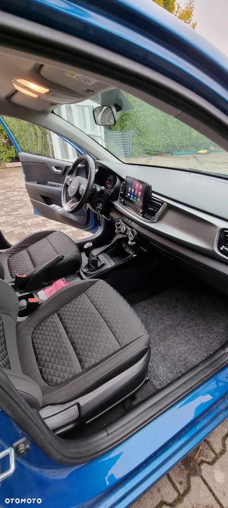 Kia Rio - 9