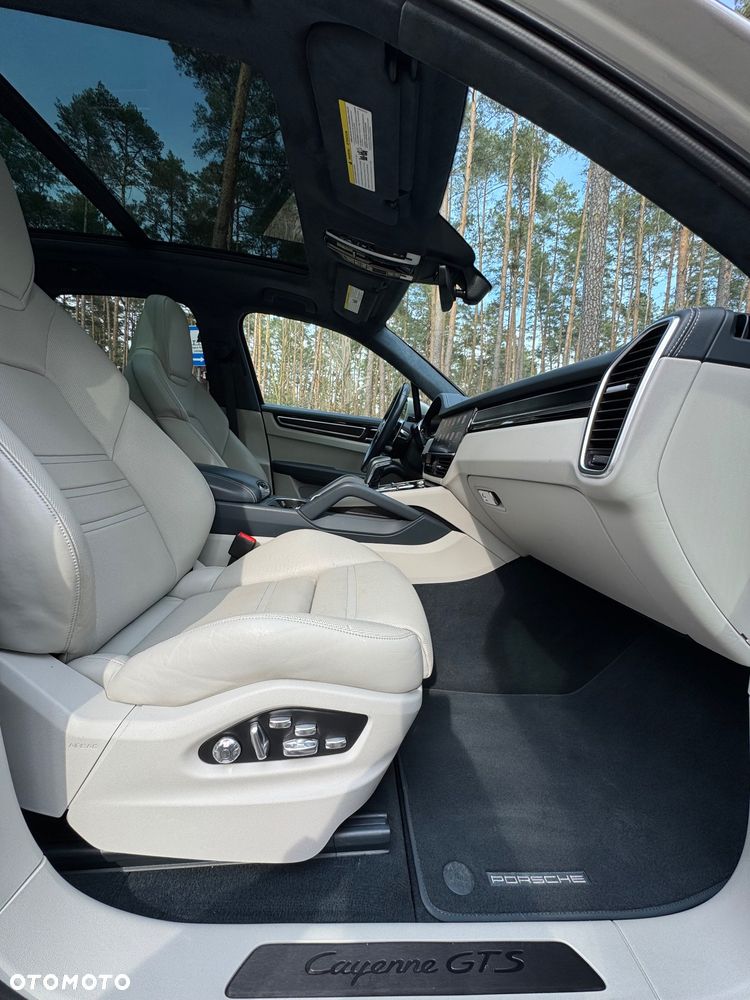 Porsche Cayenne GTS Tiptronic S - 28