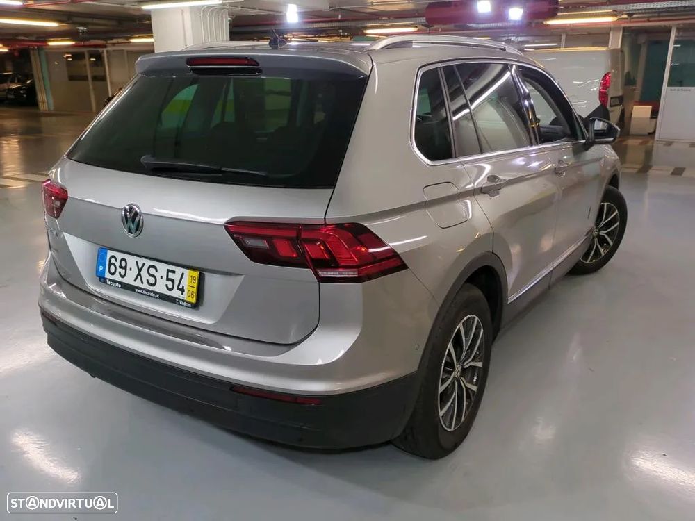 VW Tiguan 2.0 TDI Confortline DSG - 3