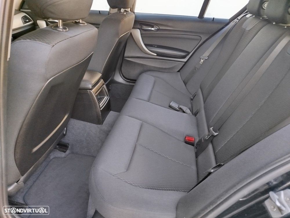 BMW 116 d EfficientDynamics - 29