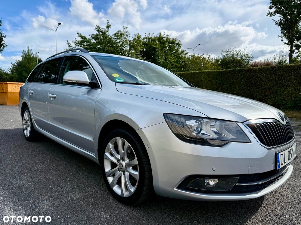Skoda Superb 2.0 TDI 4x4 Business DSG - 3