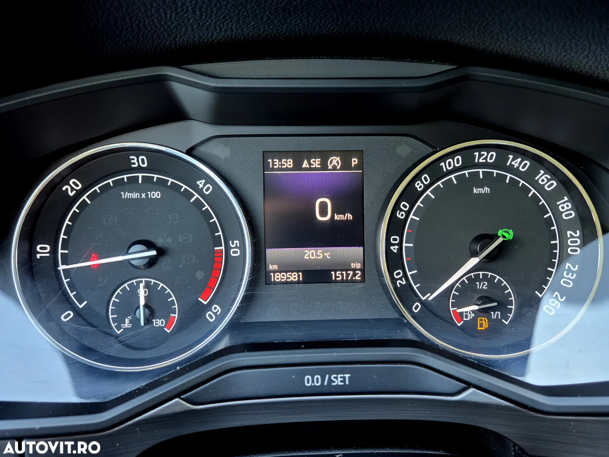 Skoda Superb 2.0 TDI DSG Ambition - 29