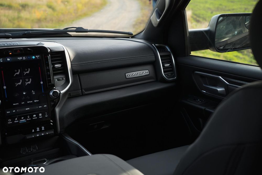 RAM 1500 - 14