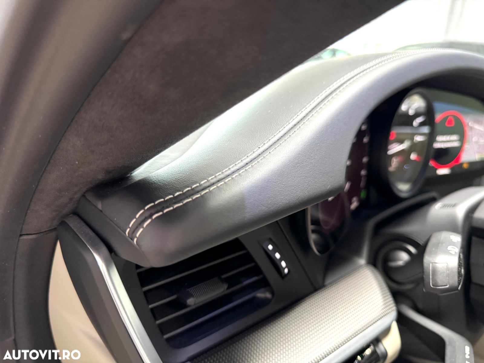 Porsche 911 Carrera 4S - 20