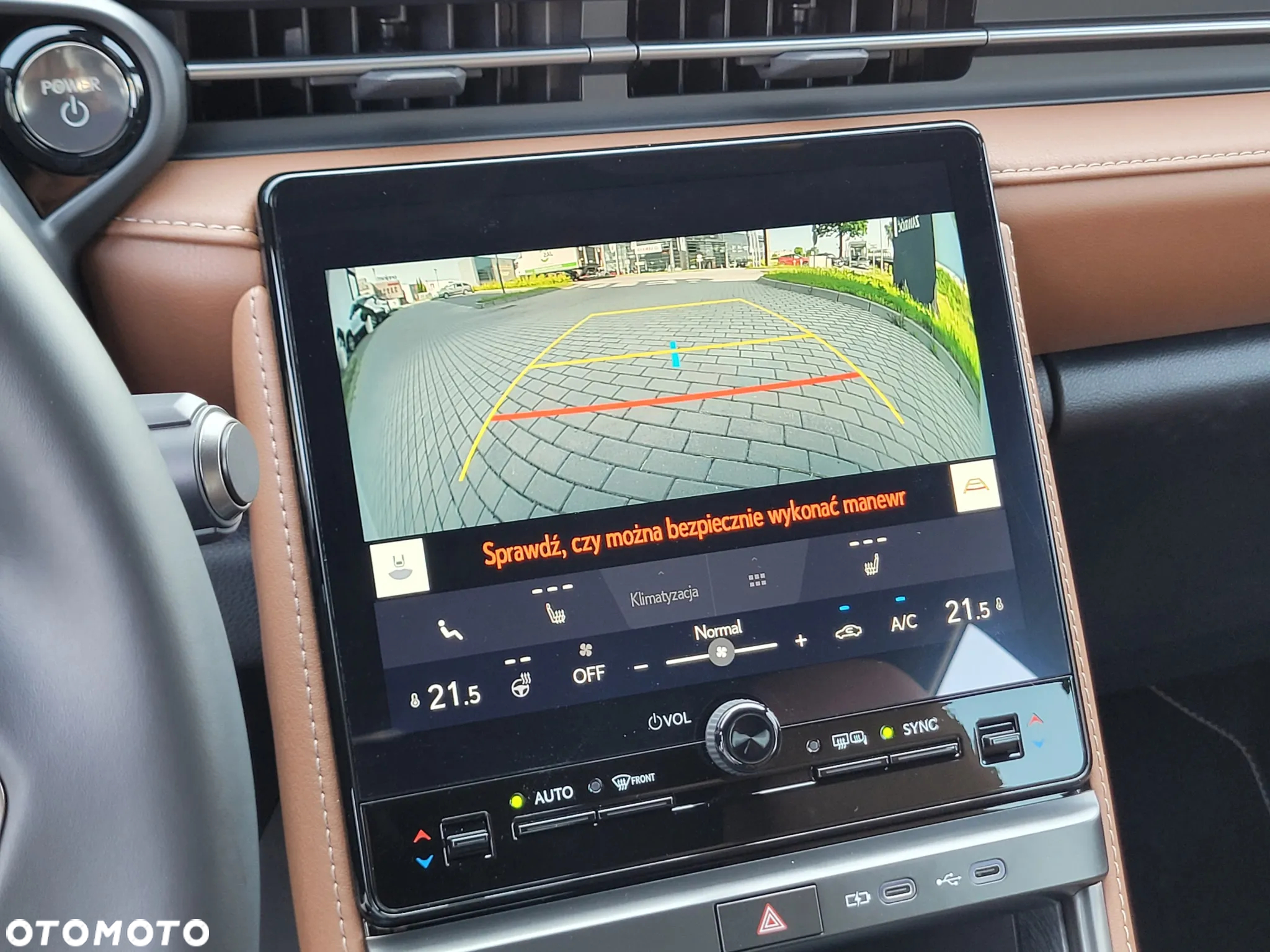 Lexus LBX 1.5 Hybrid Relax AWD - 19