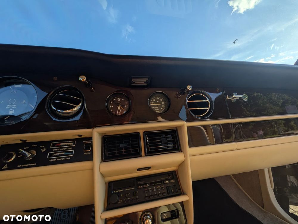 Bentley Eight - 20