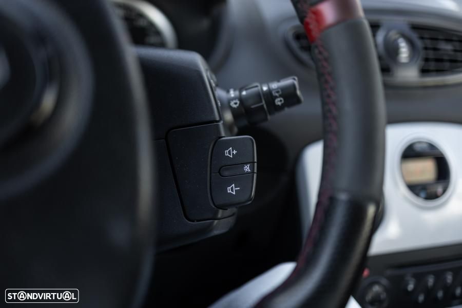 Renault Clio 2.0 16V Sport - 53