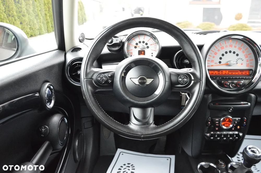 MINI ONE D Brick Lane - 13