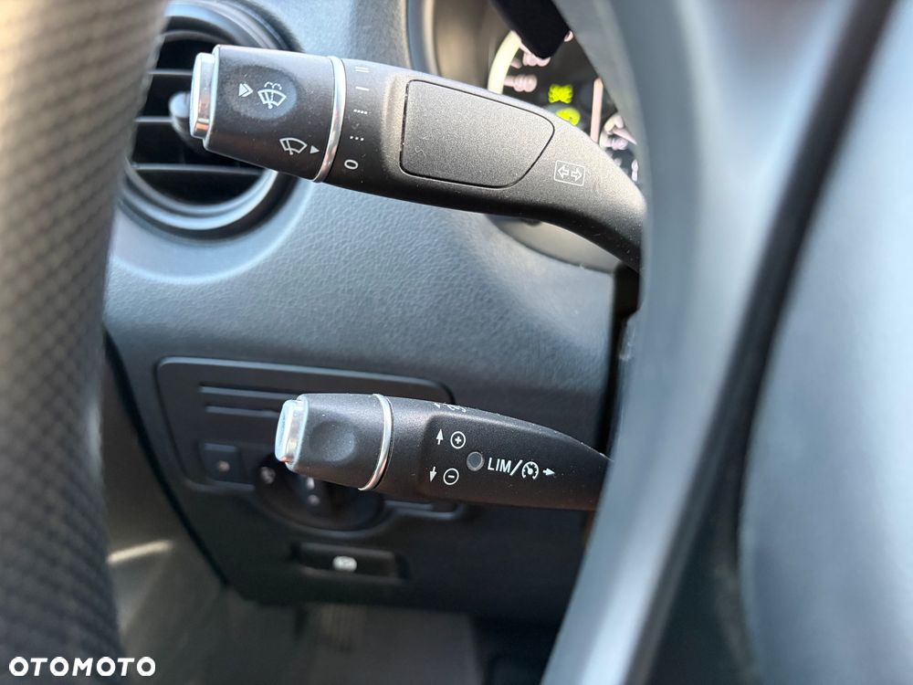 Mercedes-Benz VITO - 12