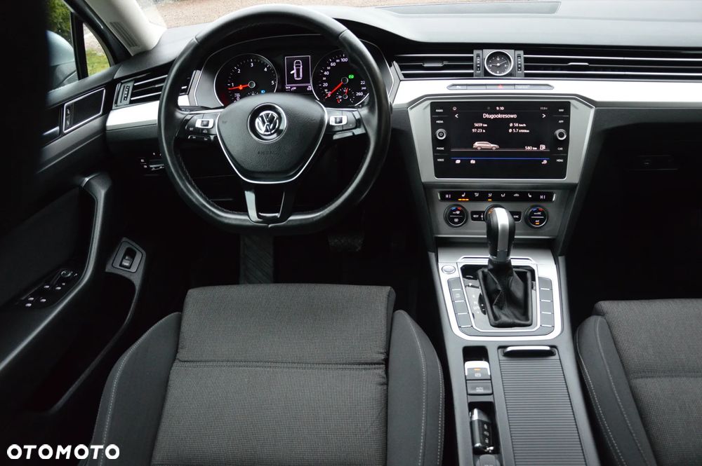 Volkswagen Passat Variant - 7