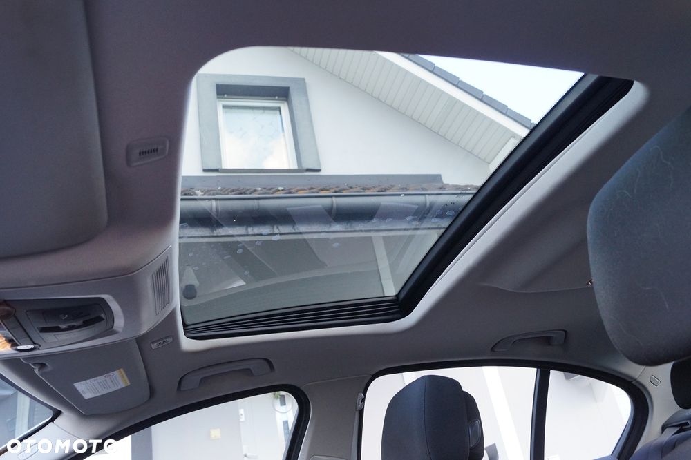 BMW Seria 5 520d Efficient Dynamics Edition - 29