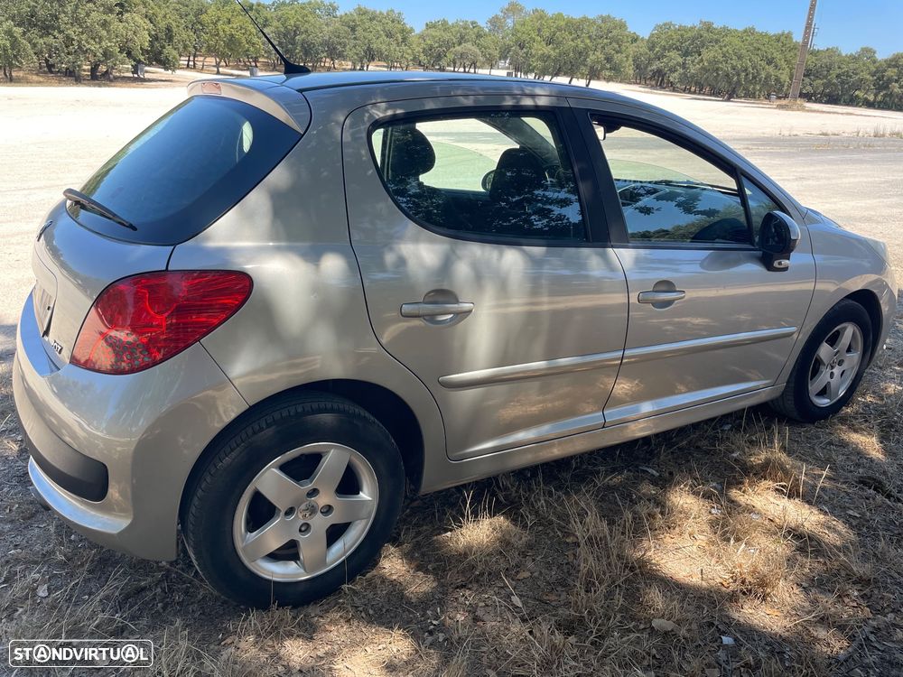 Peugeot 207 1.4 16V Sport - 5