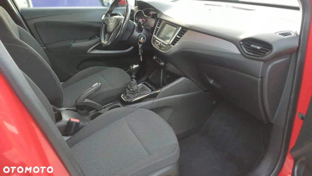 Opel Crossland X - 18