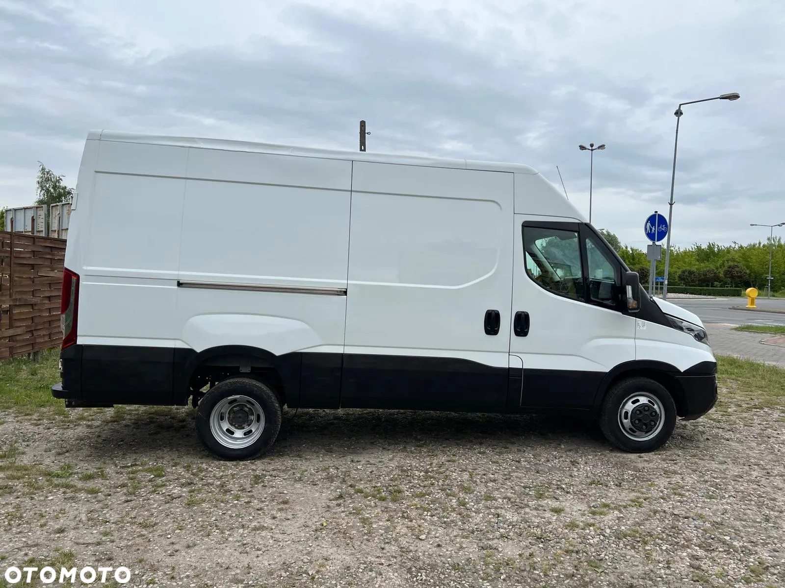 Iveco 35c16 - 4