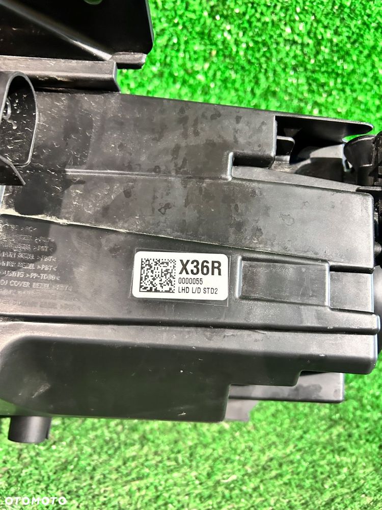 REFLEKTOR PRAWY HYUNDAI ELANTRA VI LIFT - 3