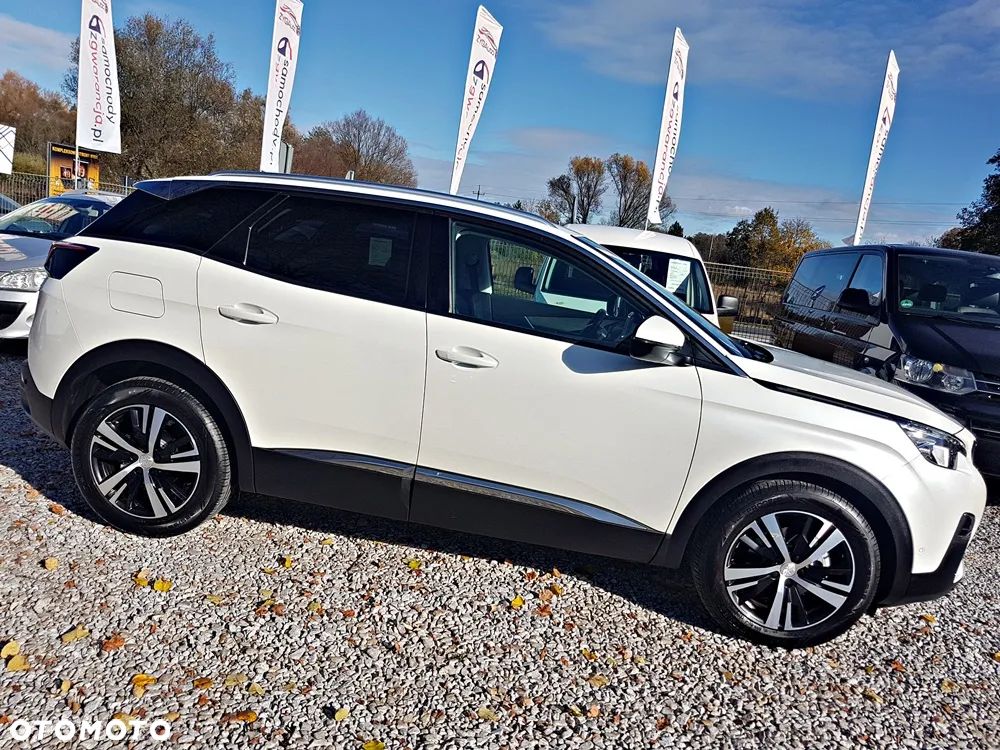Peugeot 3008 1.2 PureTech Allure S&S - 33