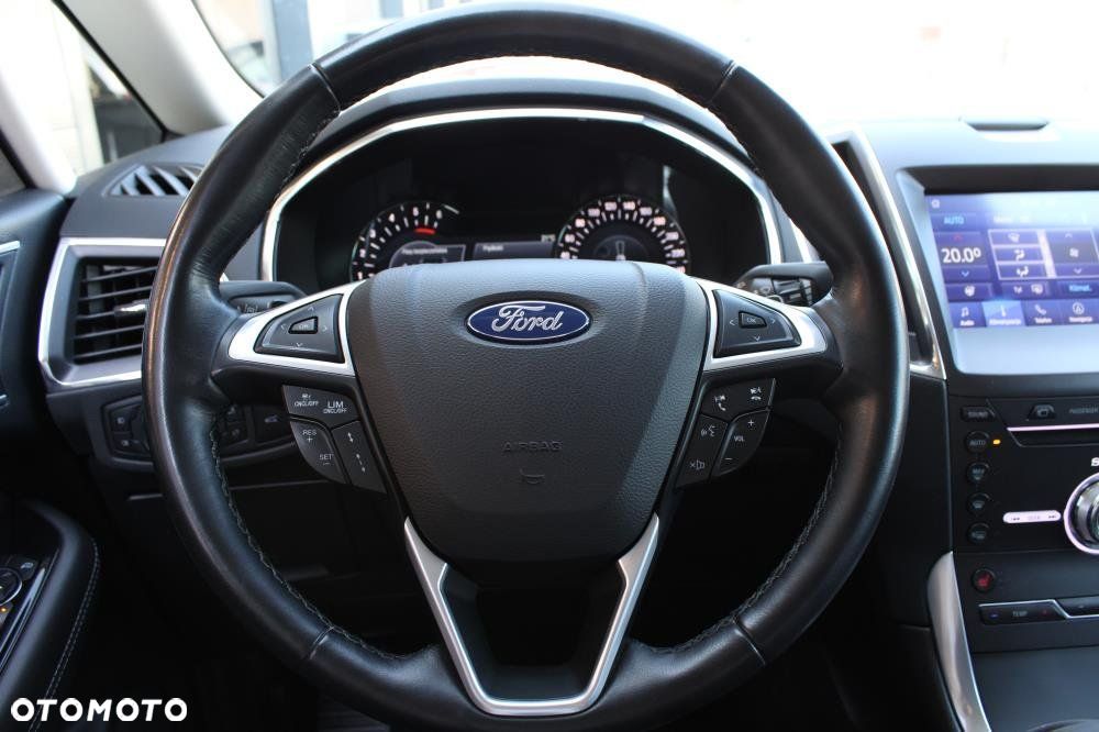 Ford S-Max - 19