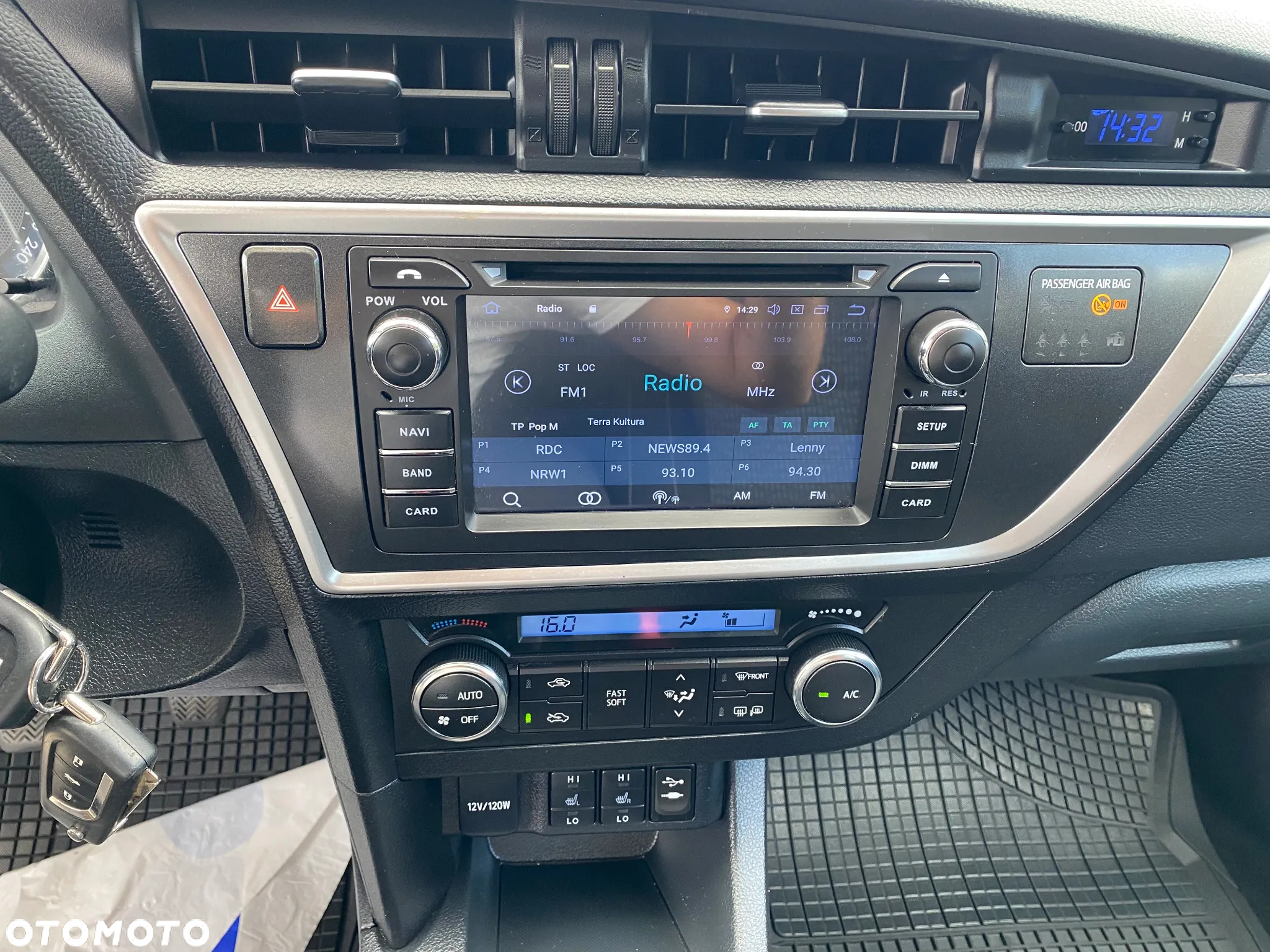 Toyota Auris - 25