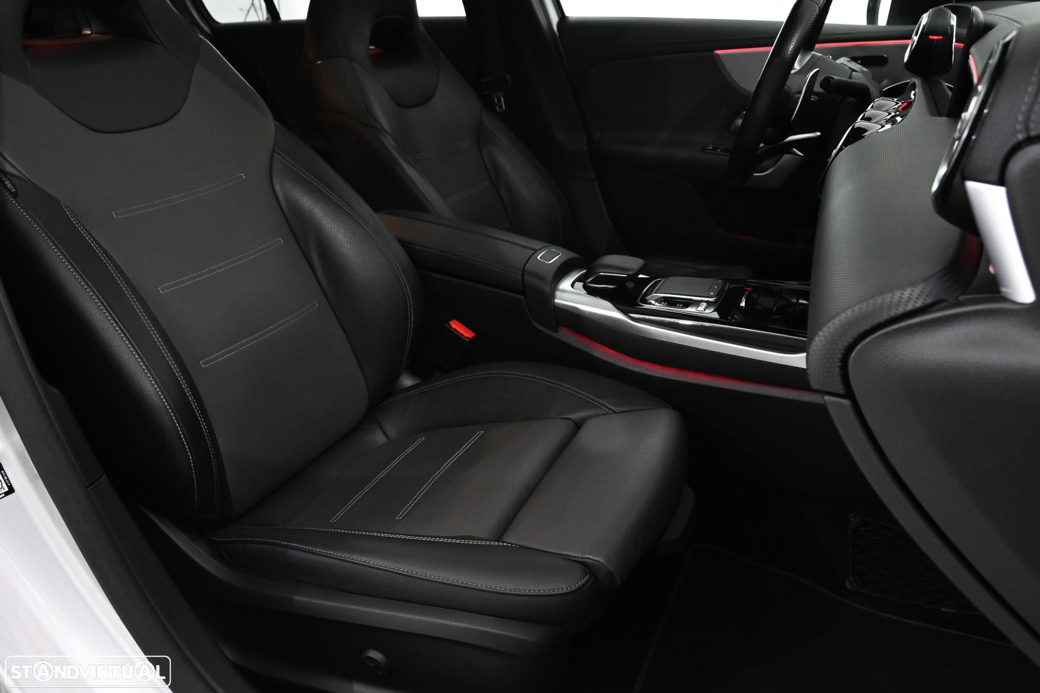 Mercedes-Benz A 35 AMG 4Matic - 14