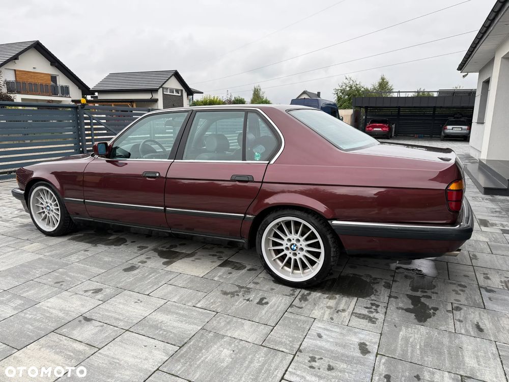 BMW Seria 7 - 10
