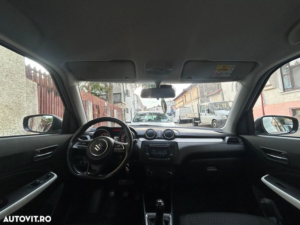 Suzuki Swift M-Hybrid 1.2 Cool - 12