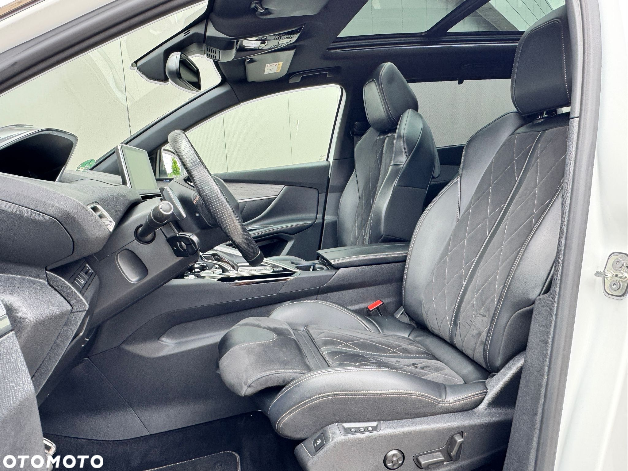 Peugeot 5008 BlueHDI 180 EAT8 GT Pack - 13