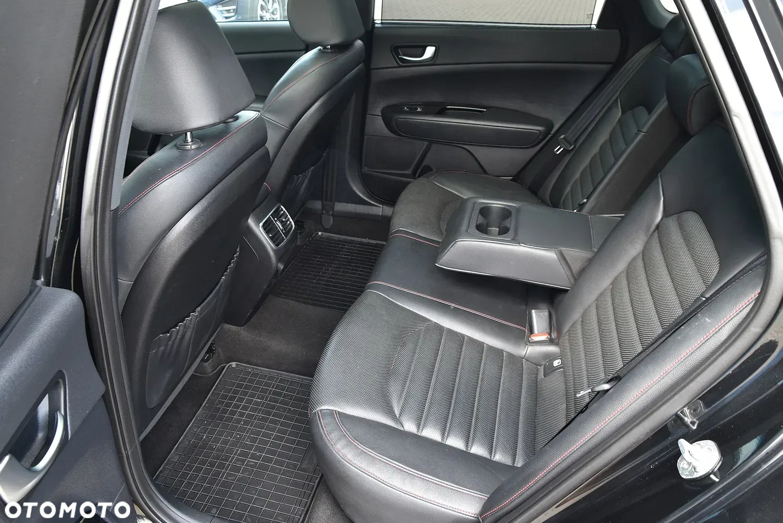 Kia Optima - 20