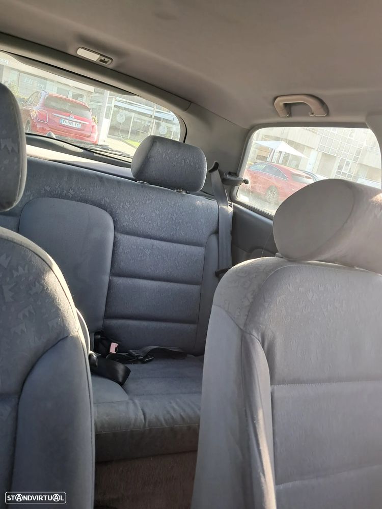 Audi A3 1.6 Attraction - 9