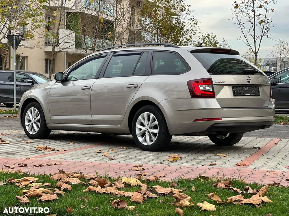 Skoda Octavia 1.5 TSI ACT DSG Clever - 9