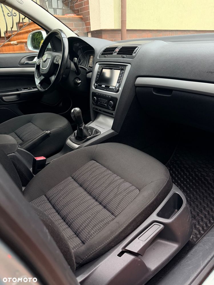 Skoda Octavia 1.6 TDI Greenline - 10