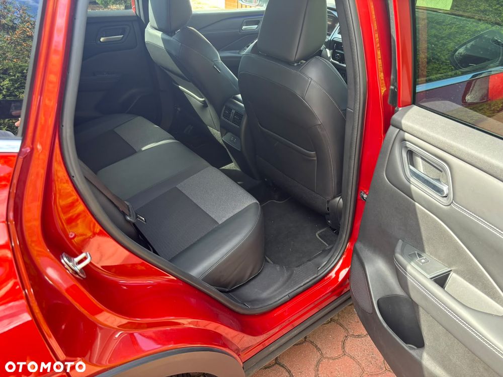 Nissan Qashqai 1.3 DIG-T mHEV N-Connecta - 14