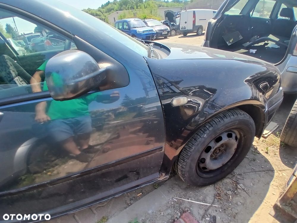GOLF IV 1.6 AKL DLP LC7V silnik skrzynia napęd sanki belka wahacz wahacze zacisk zaciski zwrotnica piasta kopyto mc person amortyzator sprężyna maglownica most dyfer głowica wtrysk wtryski przepustnica przepływomierz - 6