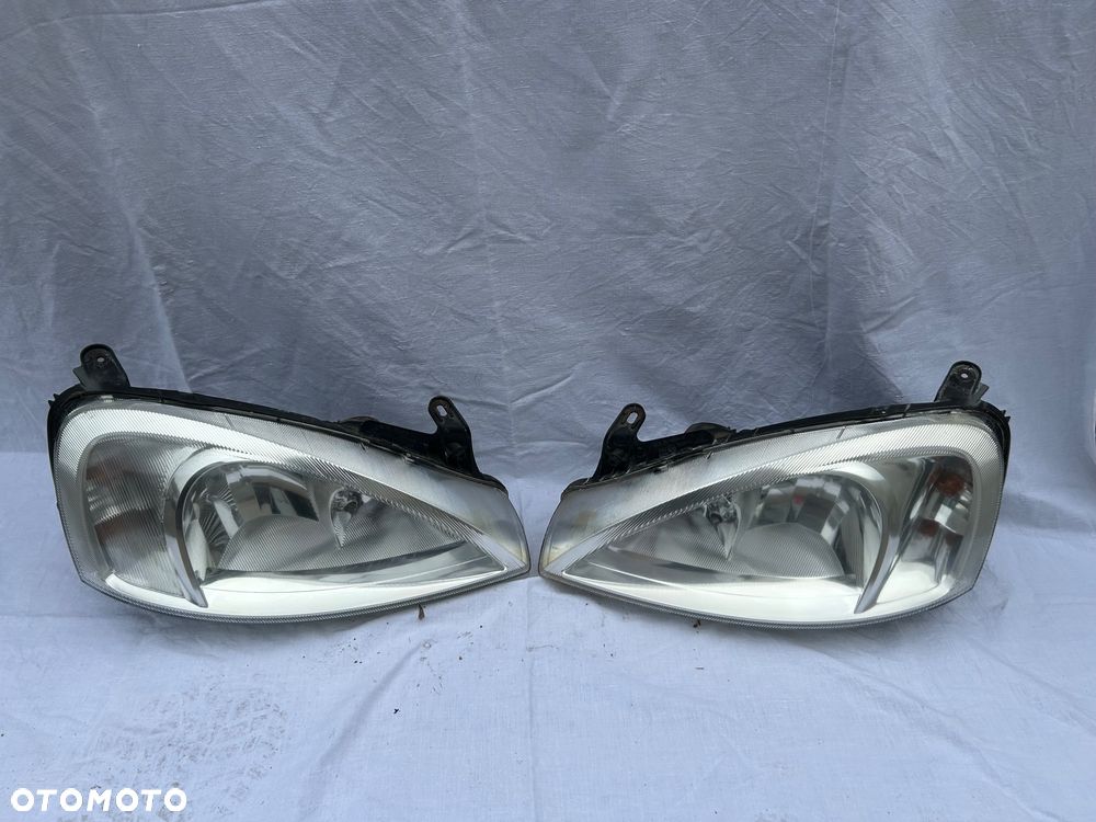 Komplet lamp Europejskich Opel Corsa C AL