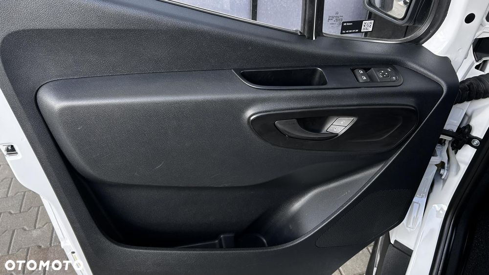 Mercedes-Benz Sprinter - 10